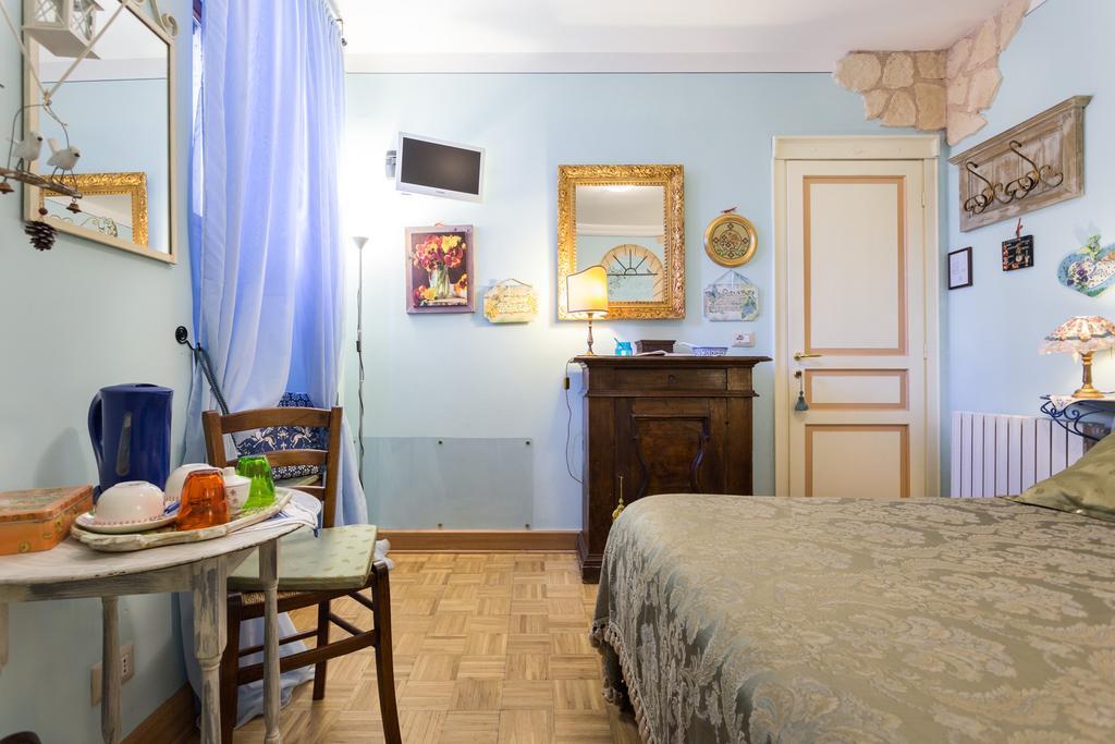 Bed And Breakfast A Casa Delle Fate Assisi Exterior photo